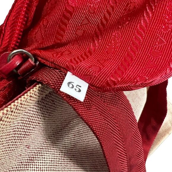 AuthenticāPrada Canvas Tote w/Beige & Red Tint w Logo Handbag - Picture 6 of 15